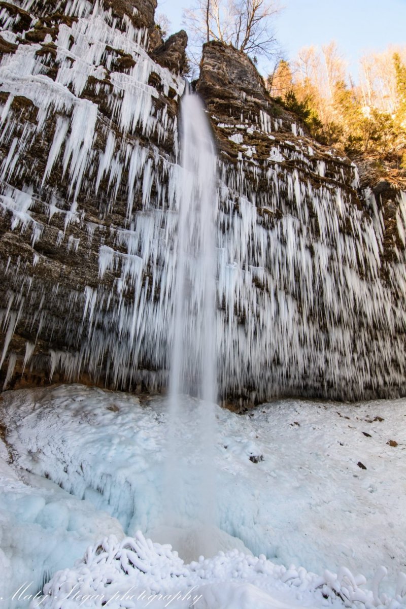 Замерзший Камышлинский водопад