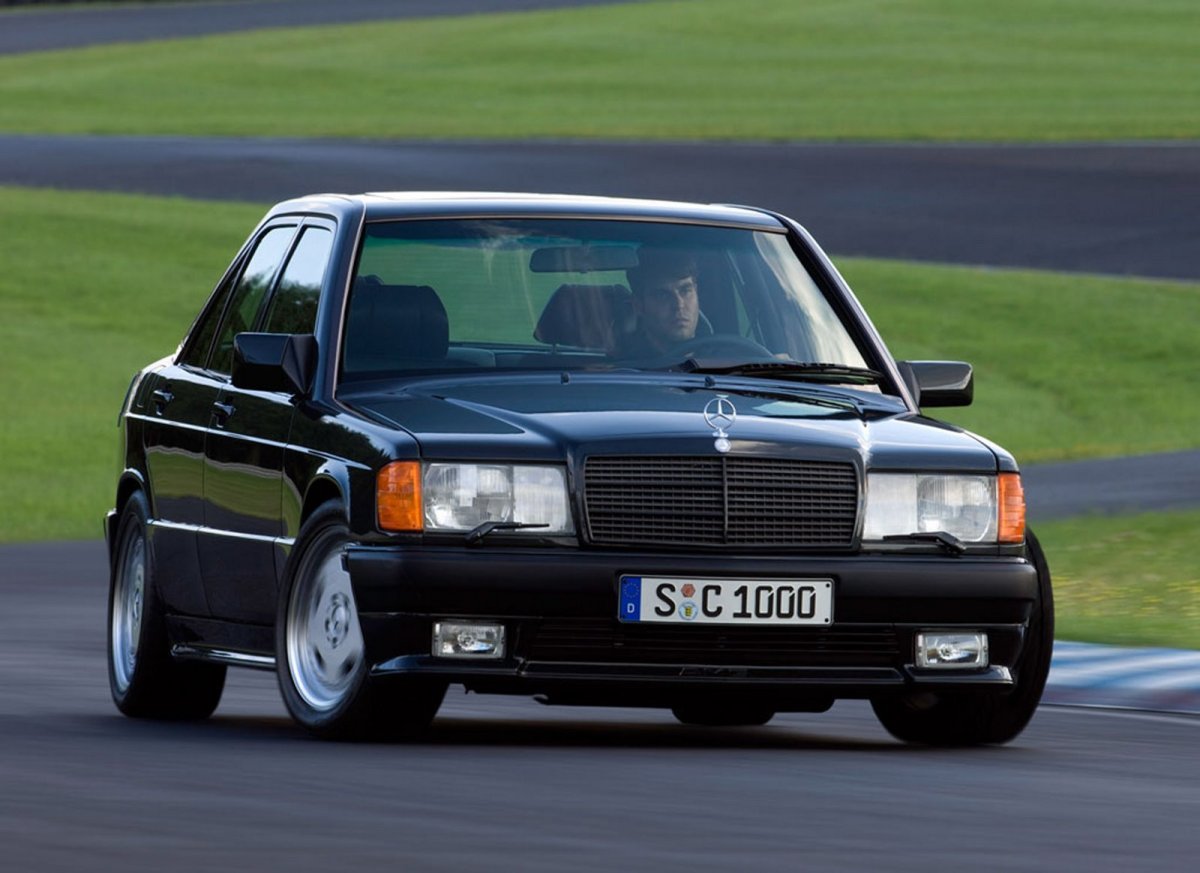 Mercedes 190 AMG