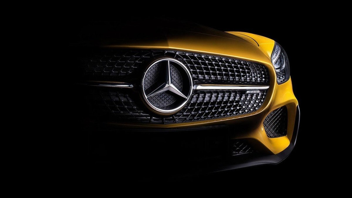 Mercedes Benz logo 2021