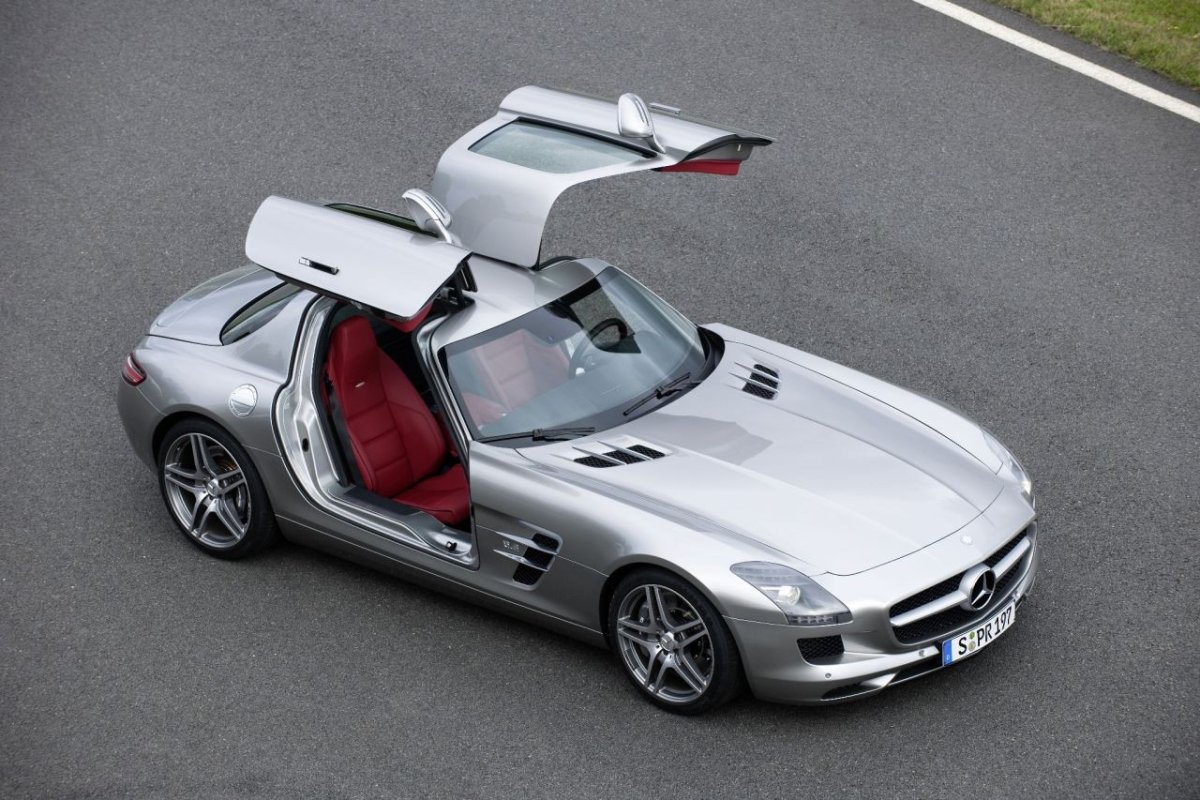 Mercedes SLS AMG 2021