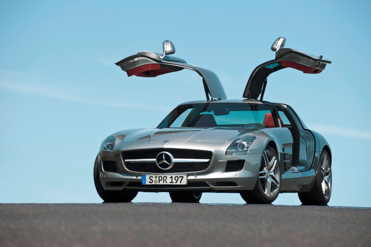 Mercedes Benz SLS AMG 2013