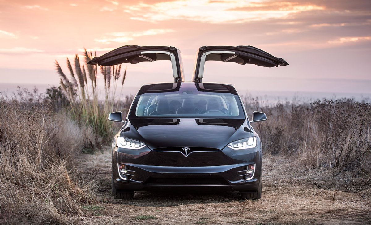 Tesla model x 2015