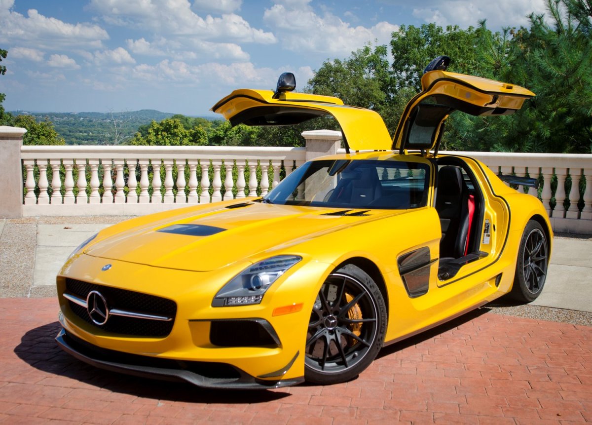 Mercedes Benz SLS AMG 2014
