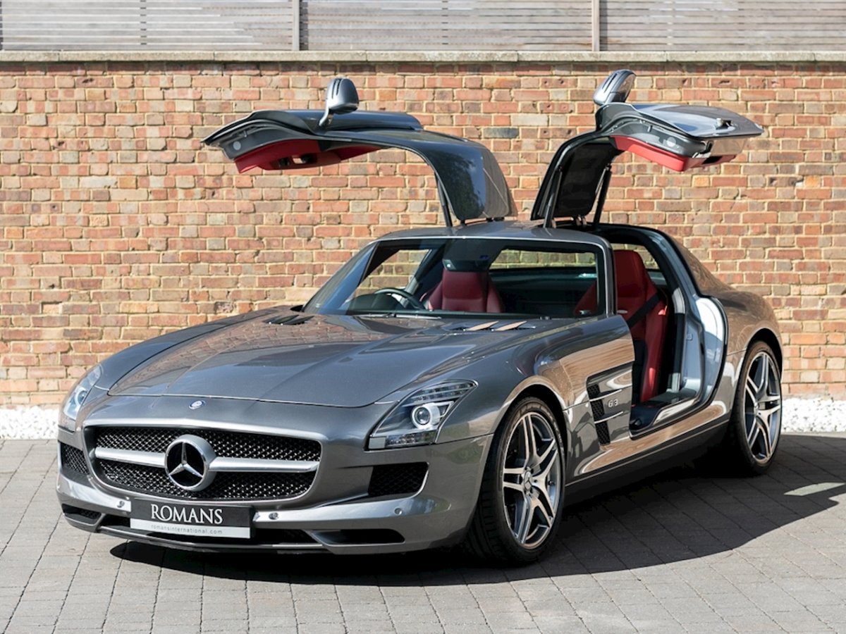 Mercedes Benz SLS AMG 2020