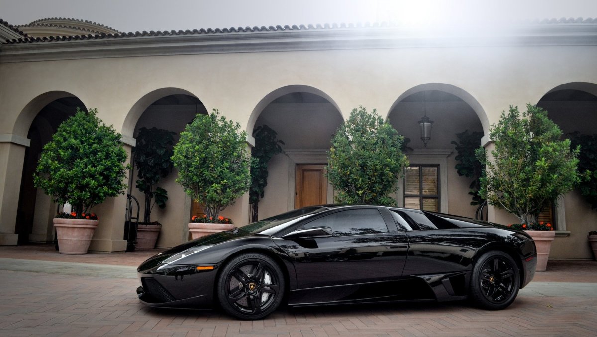 Lamborghini Murcielago lp640 черный на улице