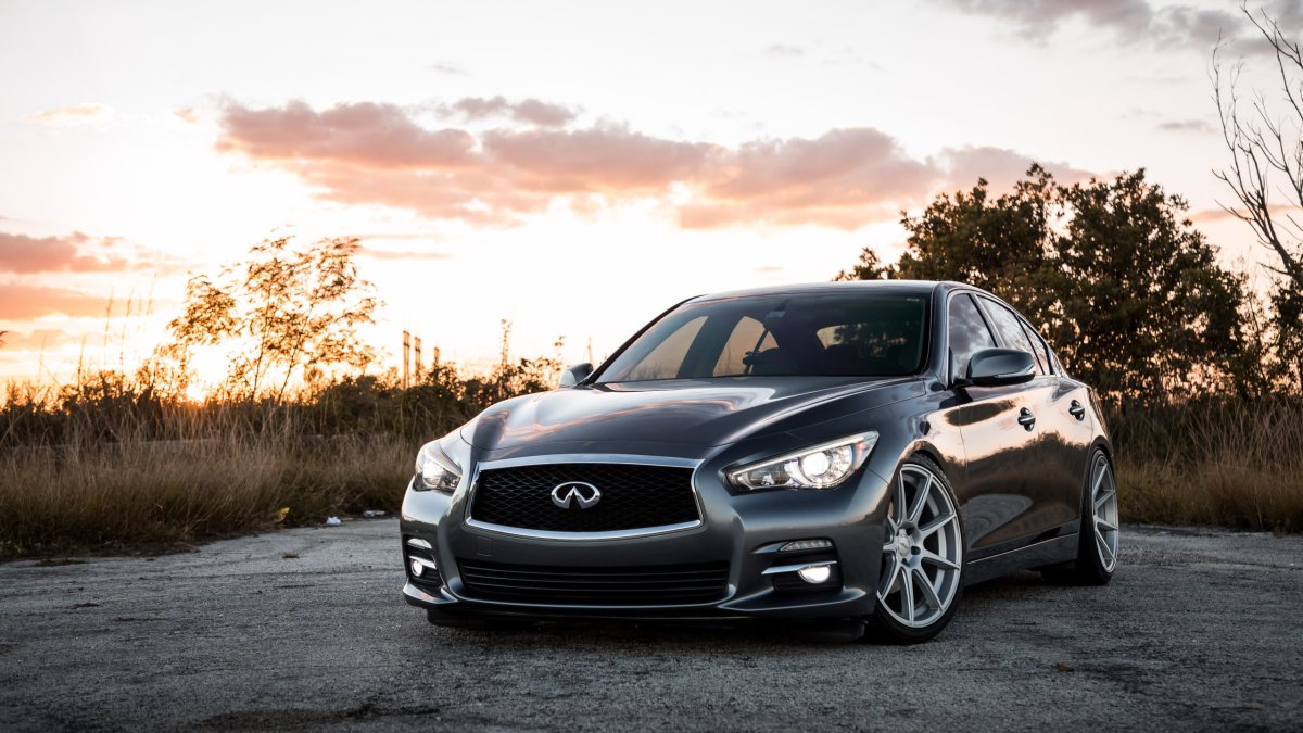 Infiniti q50