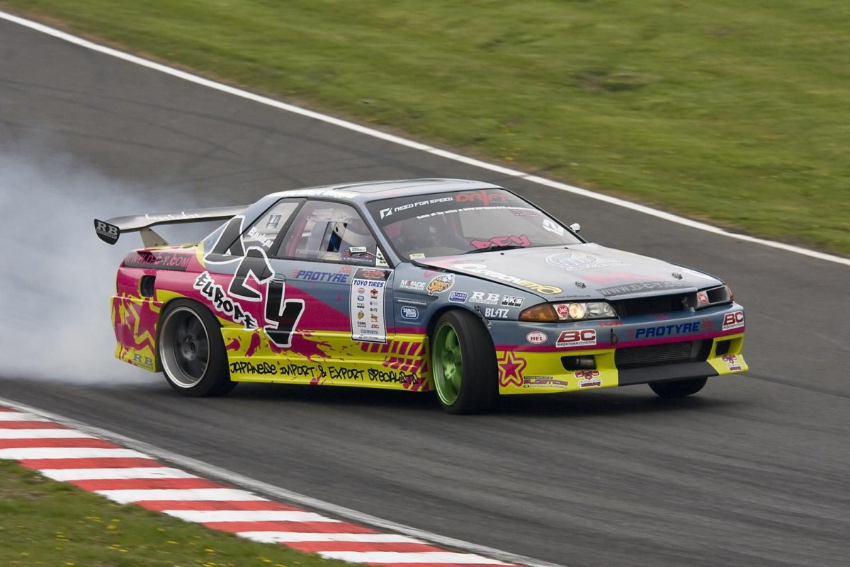 Nissan r32 дрифт