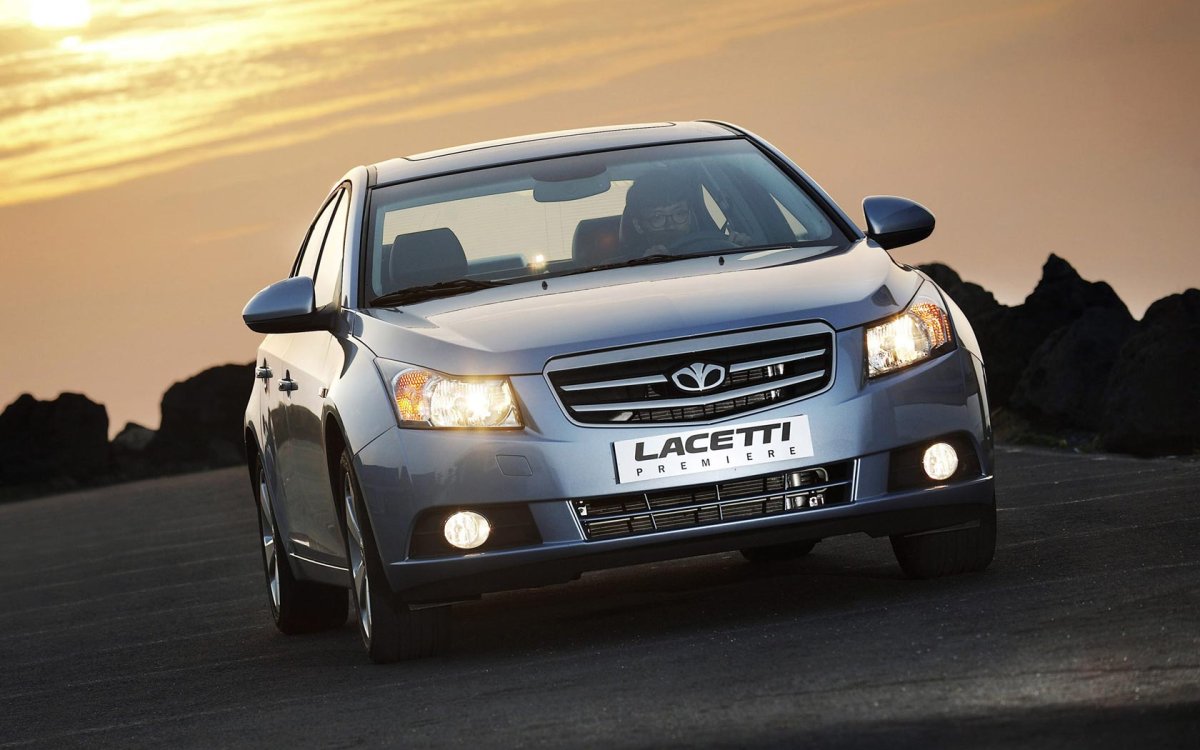 Daewoo Lacetti Premiere j300