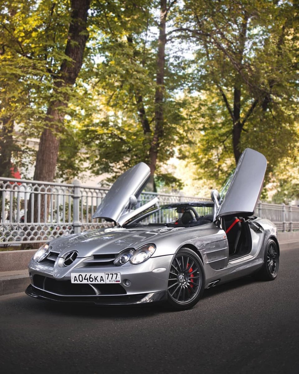 Mercedes SLR MCLAREN 722