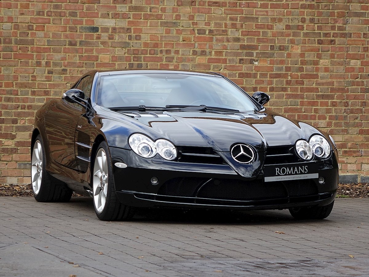 Mercedes-Benz SLR MCLAREN Black
