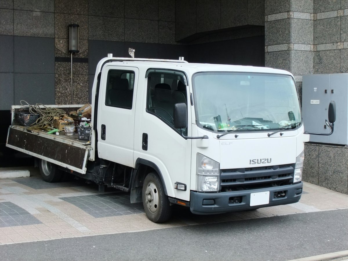 Isuzu Elf 6.5