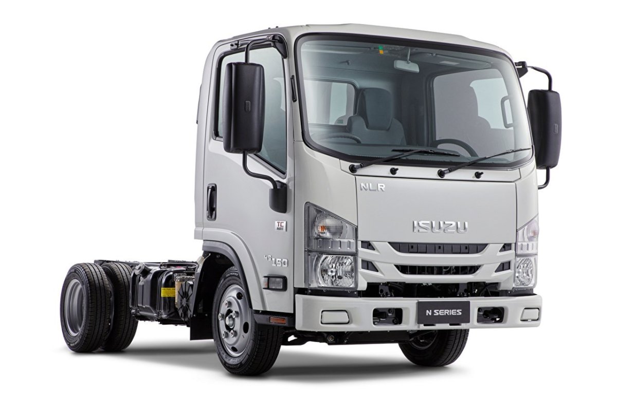 Nlr85 Isuzu 2018 год