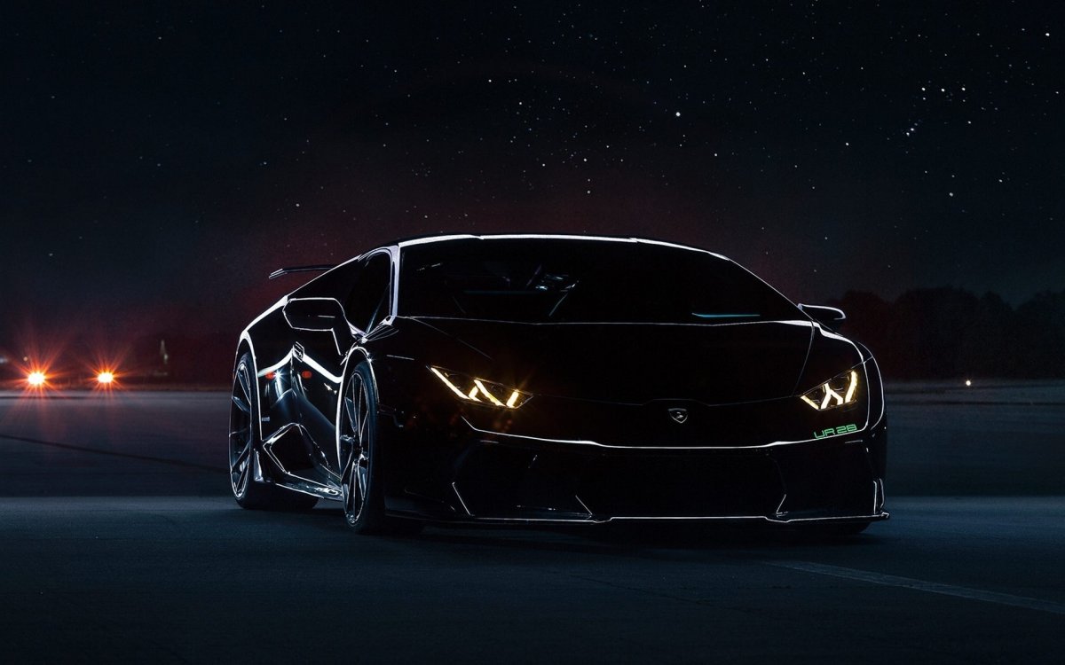 Lamborghini Huracan ночью