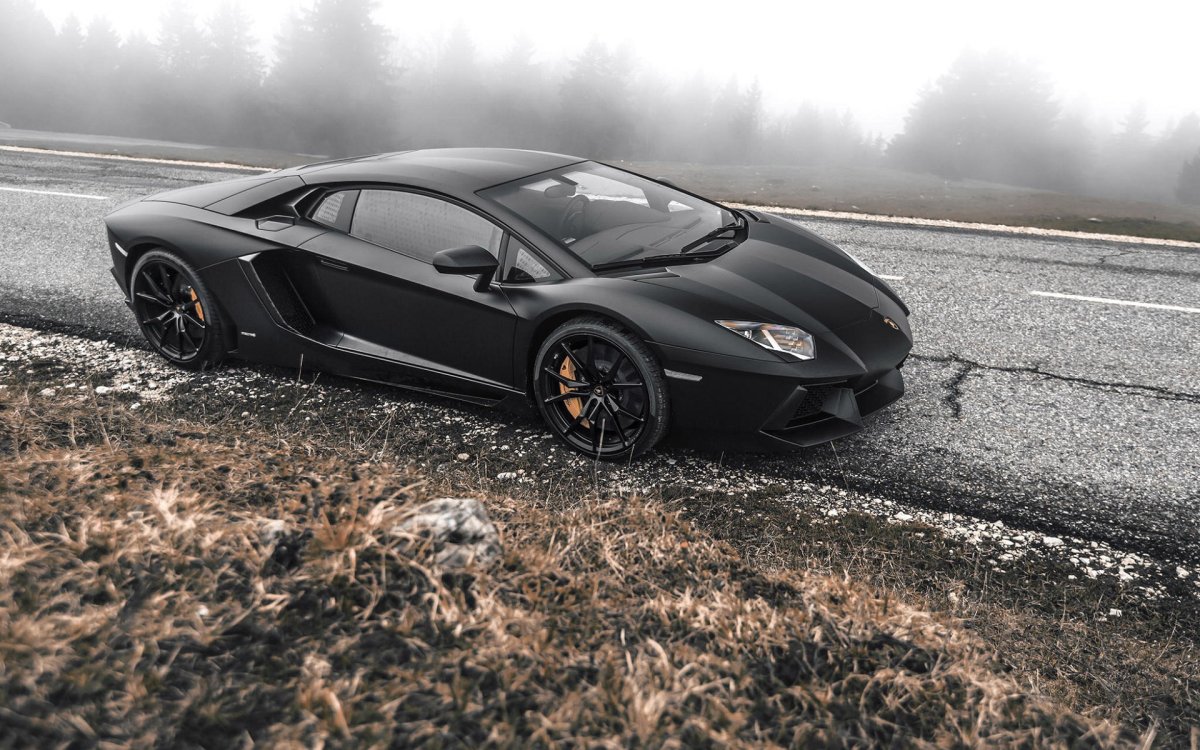 Lamborghini Aventador lp700-4 черная