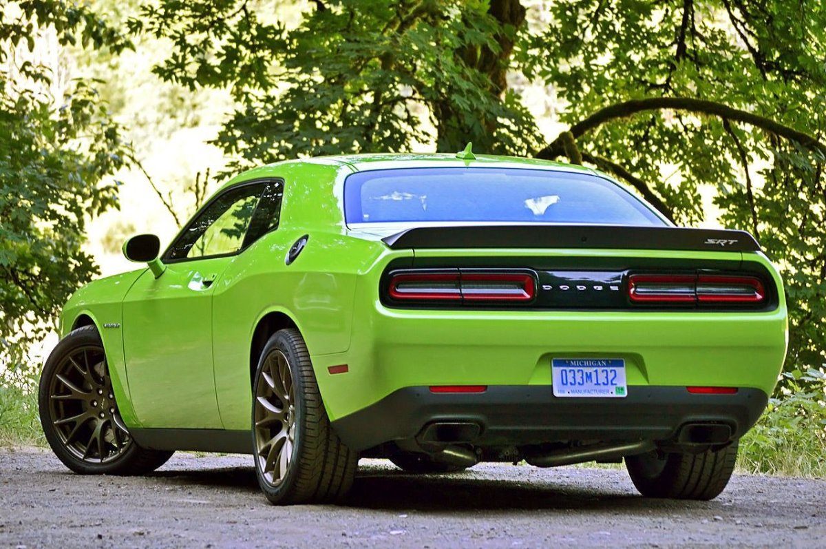 Dodge Challenger srt Hellcat 2015