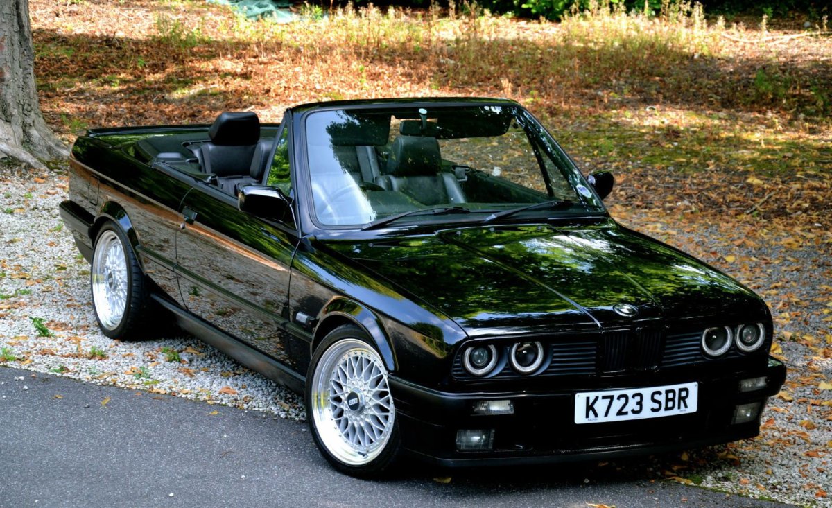 BMW e30 325i кабриолет