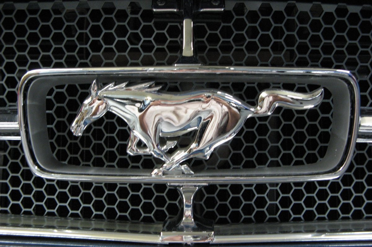 Ford Mustang Emblem