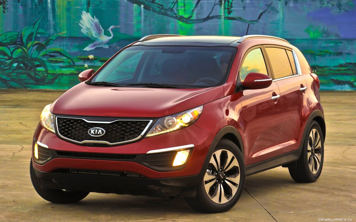 Kia Sportage 2013 красный