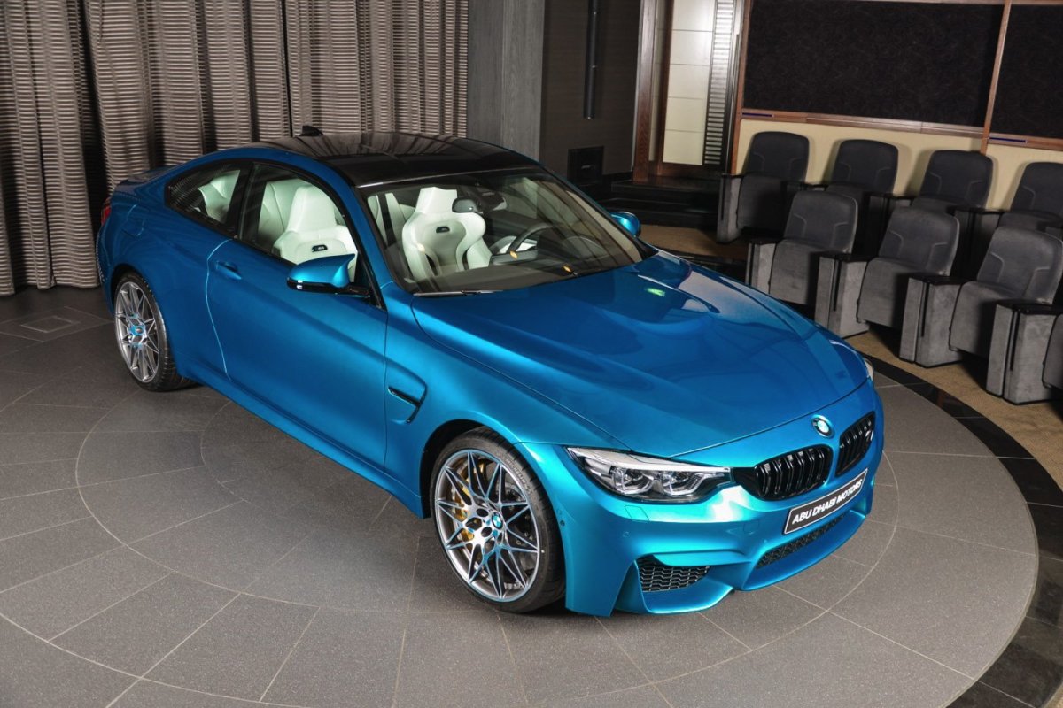 BMW m4 Blue