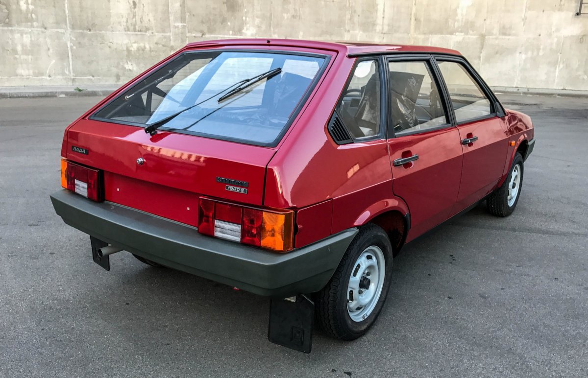 ВАЗ 2109 новая