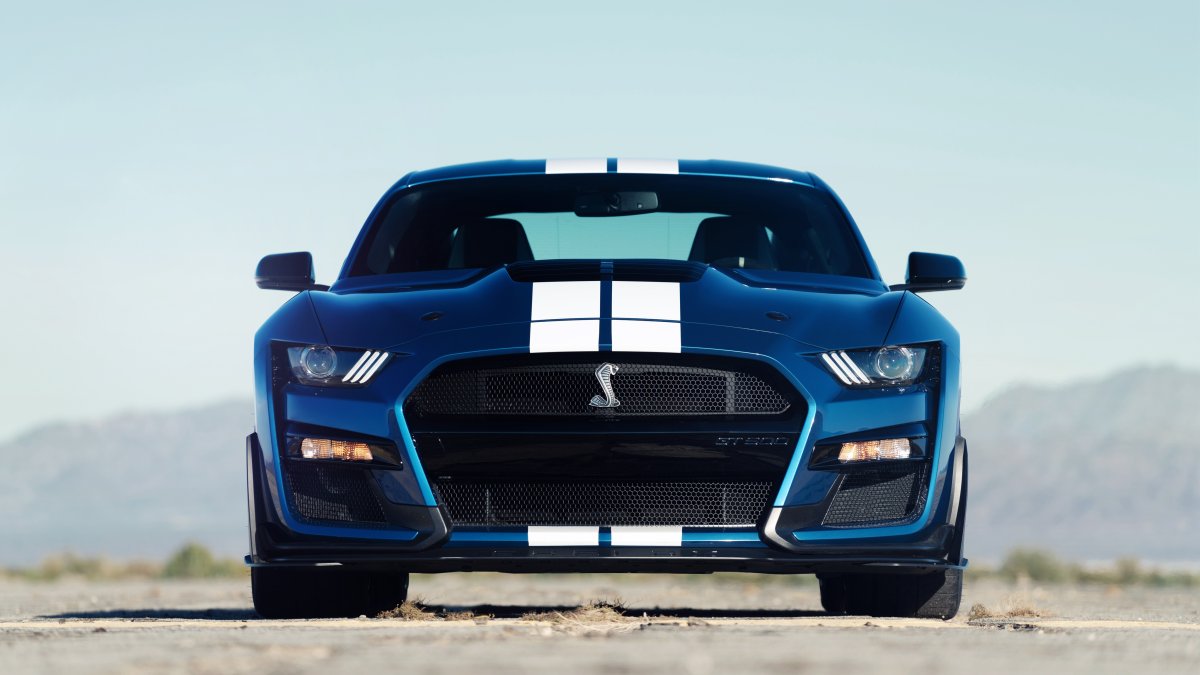 Форд Мустанг Шелби gt 500 2020