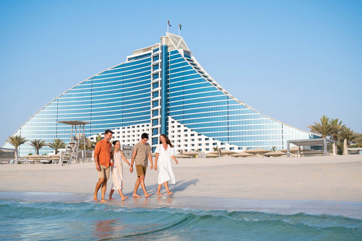 Отель волна в Дубае Джумейра