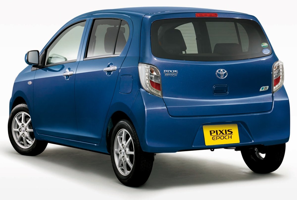 Toyota Pixis Epoch 2012