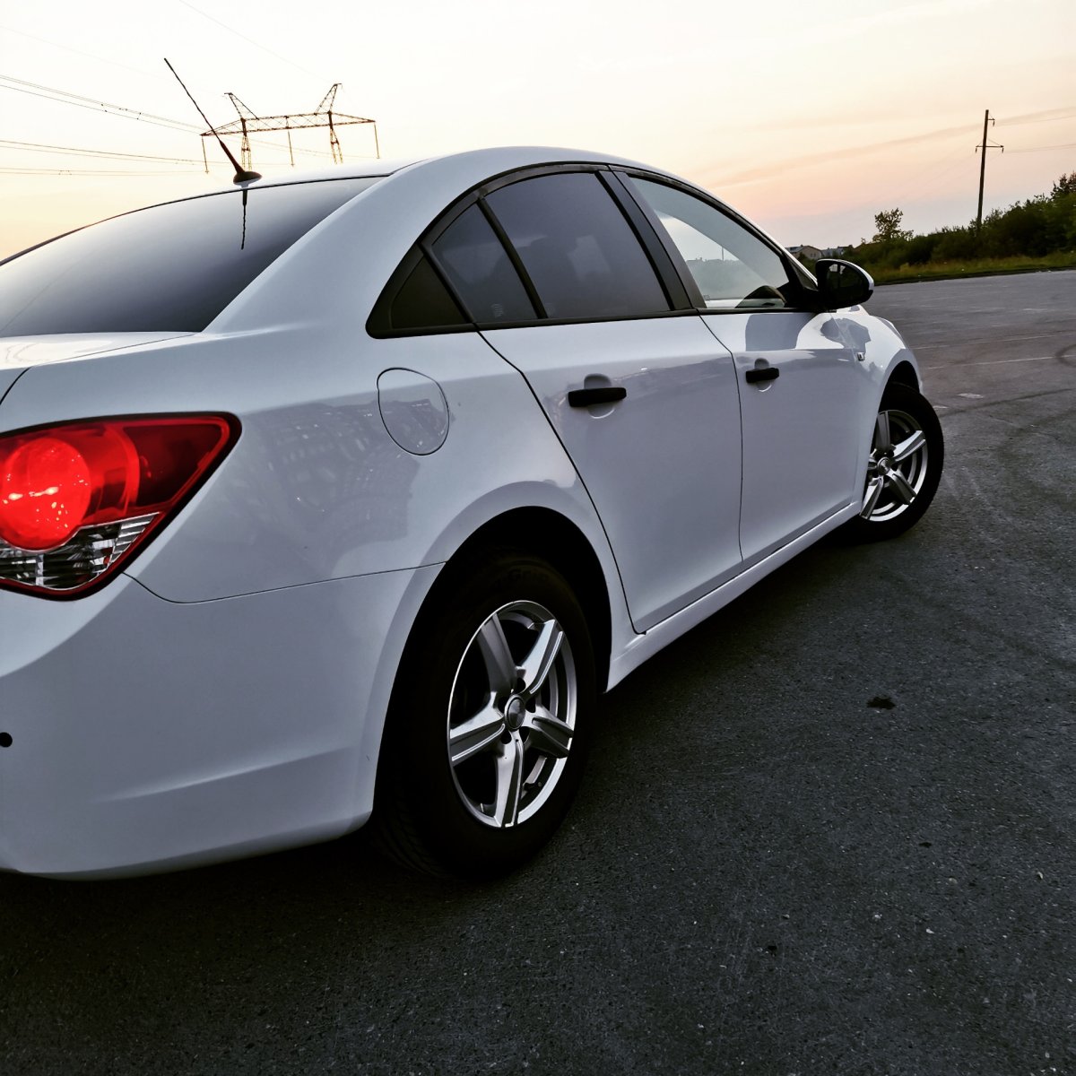 Chevrolet Cruze 2012 седан