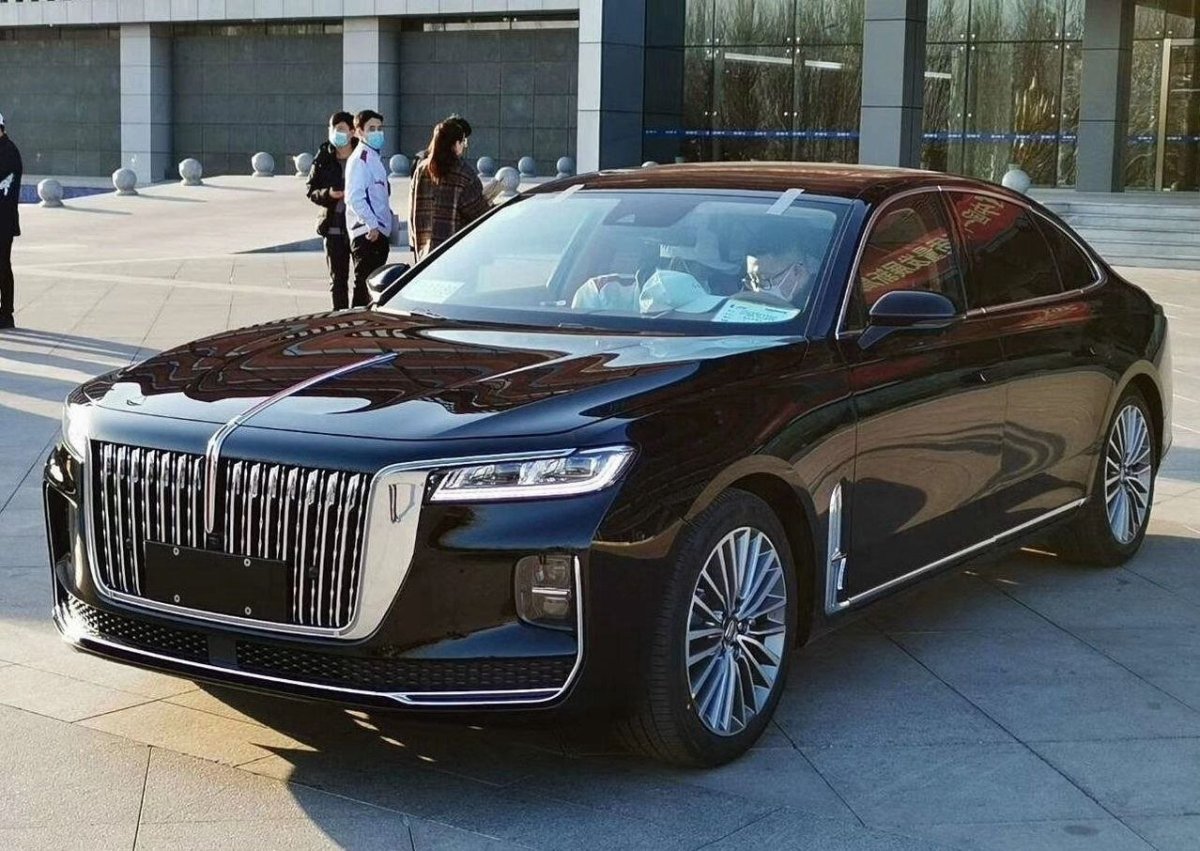 Китайский седан Hongqi h9