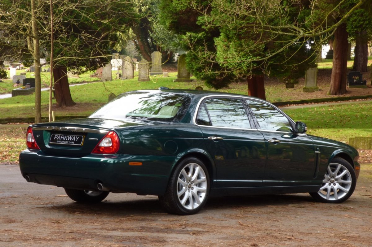 Jaguar XJ LWB IV