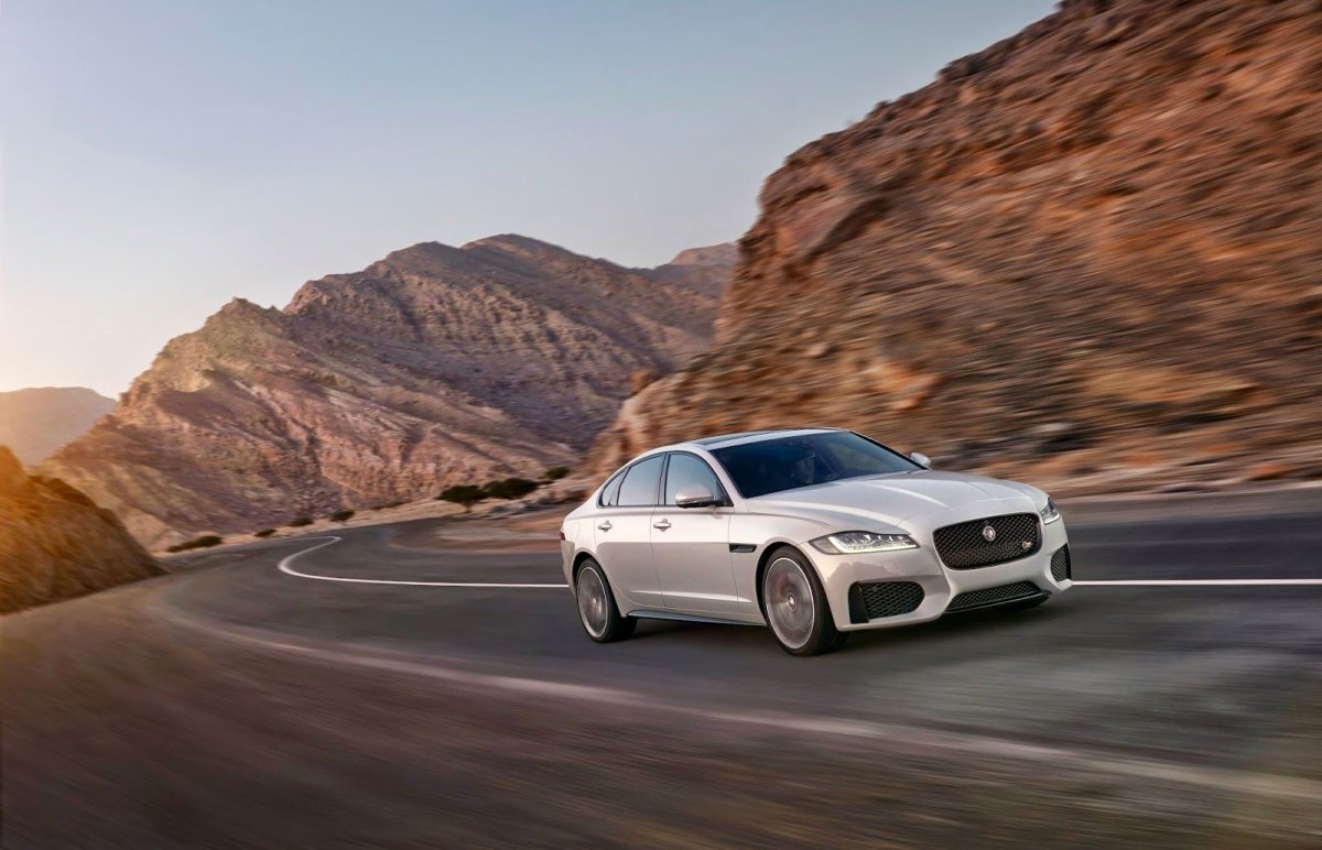 Jaguar XF 380