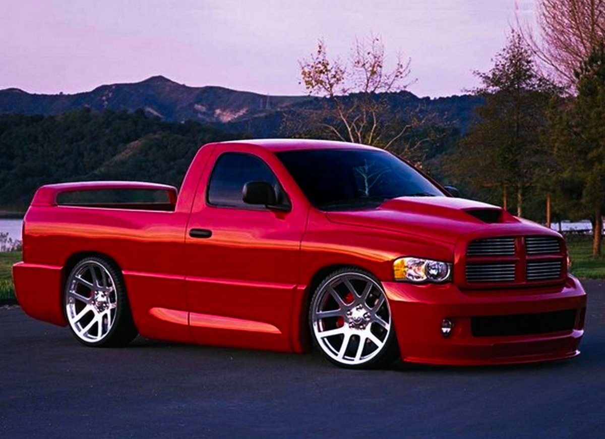 Dodge Ram srt-10