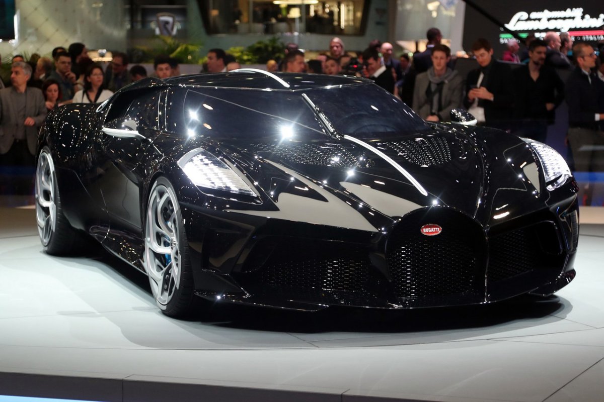 Бугатти Bugatti la voiture noire