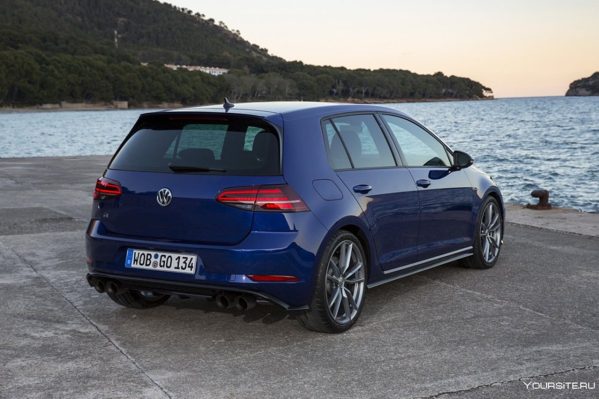 Фольксваген гольф Hatch 2015