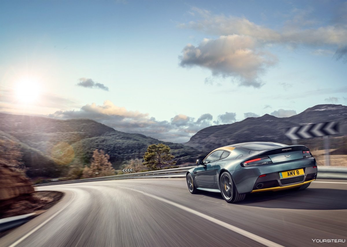 Aston Martin Vantage
