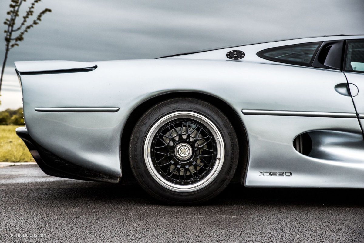 Xj220 Wheels