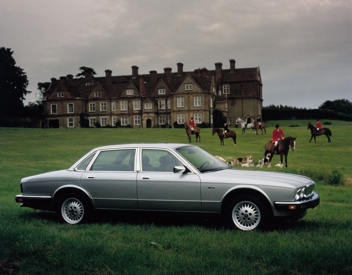 Jaguar xj40 Daimler