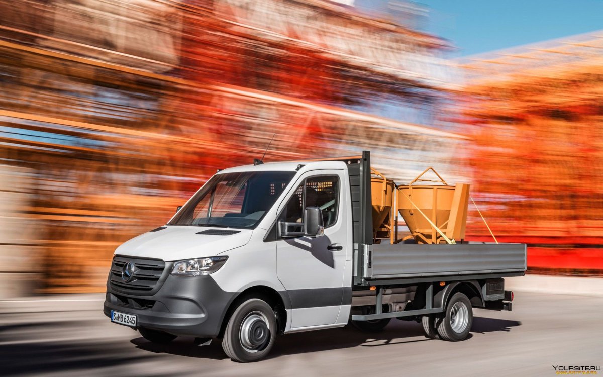 Mercedes-Benz Sprinter бортовой грузовой 2020