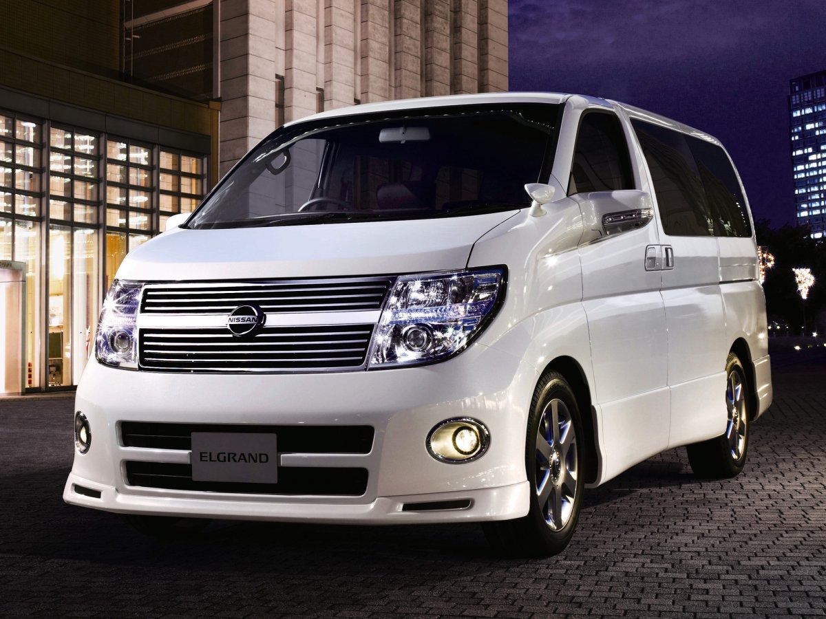 Nissan Elgrand 2010