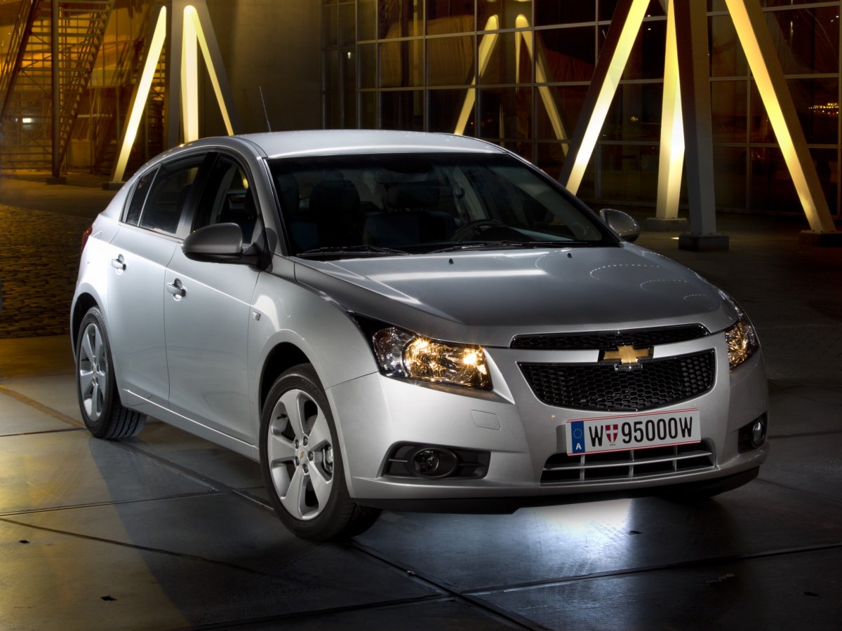 Chevrolet Cruze Hatchback 2012