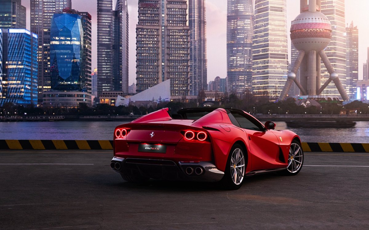 Ferrari 812 GTS 2021