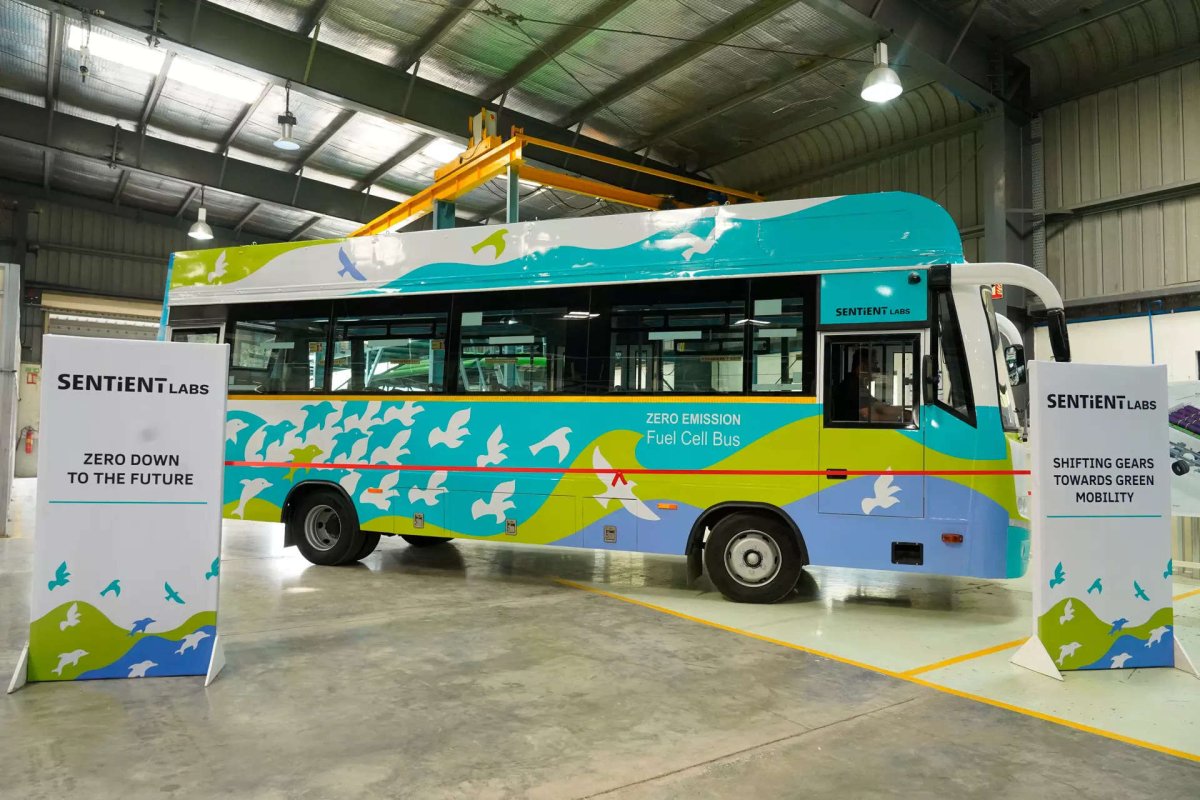 Автобус на водородном топливе в Индии