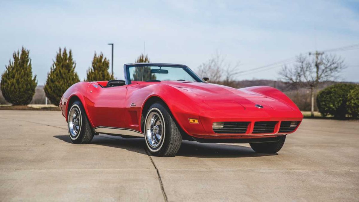 Chevrolet Corvette 74