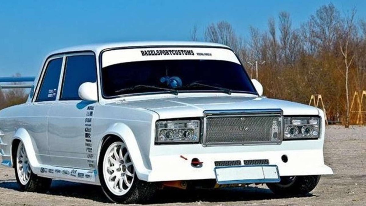 ВАЗ 2107 тюнингованная