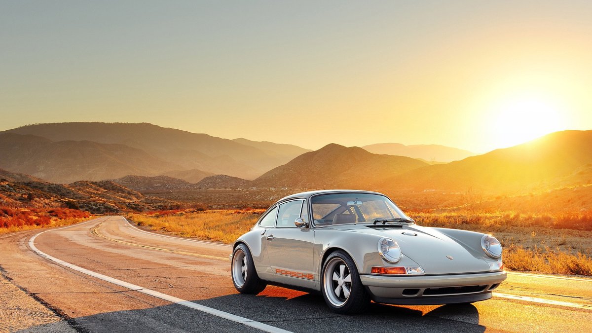 Porsche 911 Targa Singer