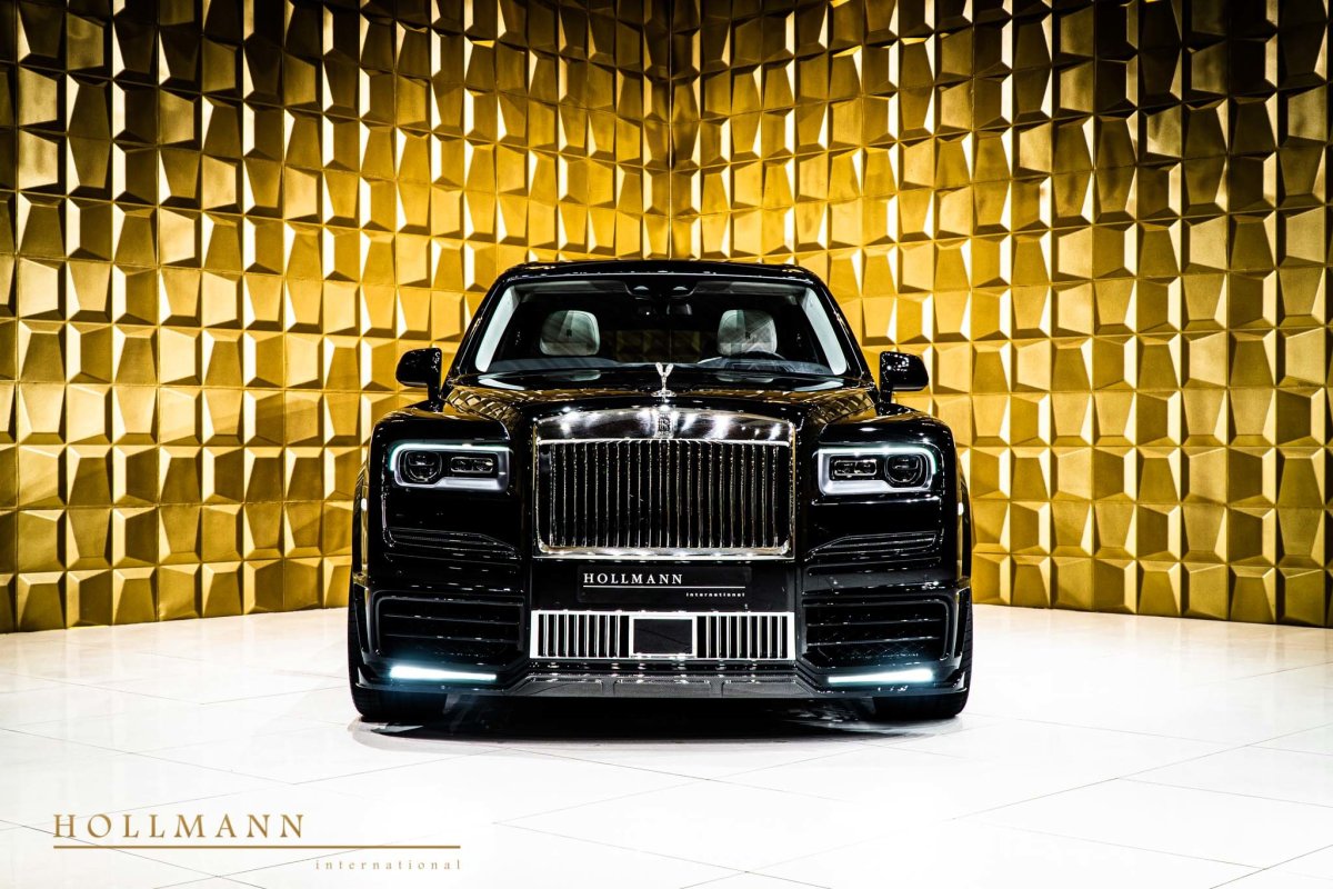 Rolls Royce Cullinan Mansory Black