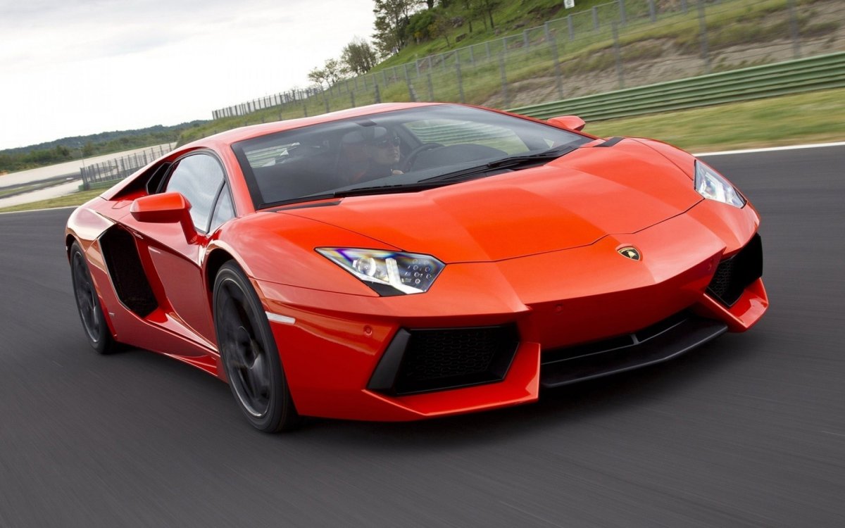Lamborghini Aventador lp700 красный