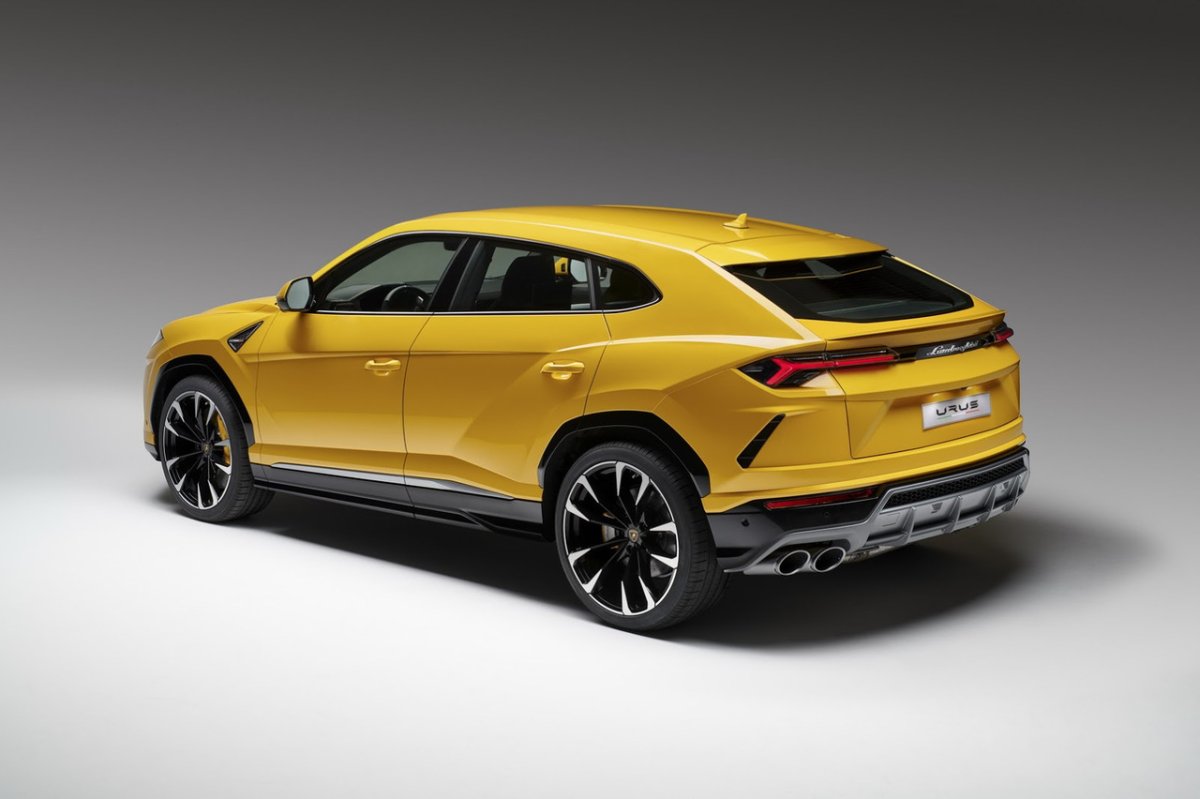 Ламборджини кроссовер Urus