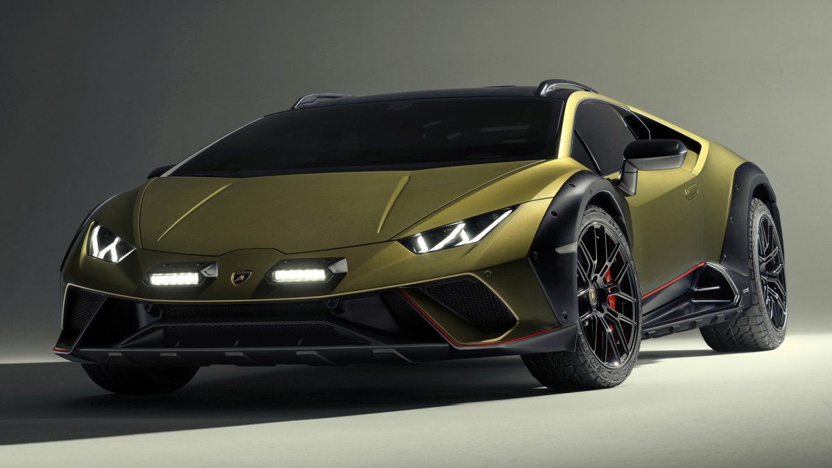 Lamborghini представила спорткар Huracan sterrato