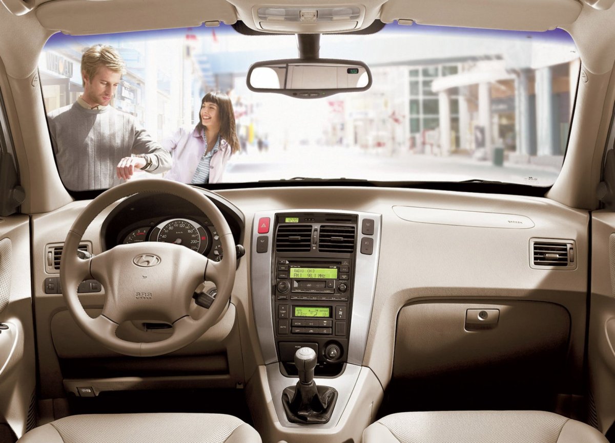 Hyundai Tucson 2008 интерьер